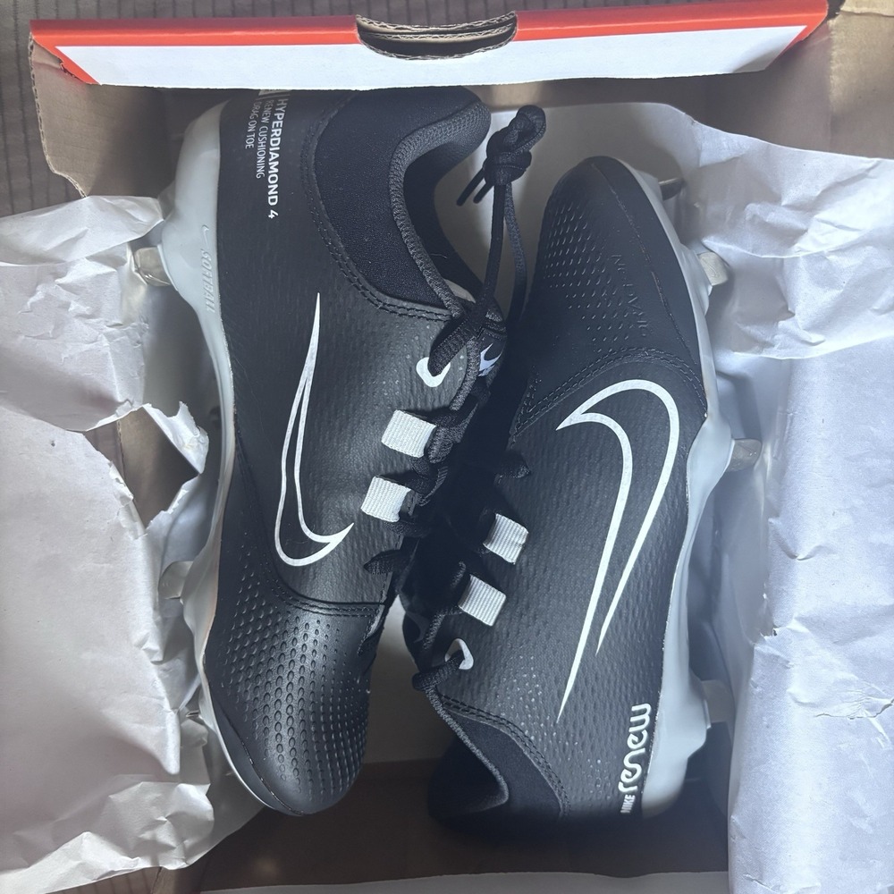 NEW Nike React Hyperdiamond 4 Elite Metal Womens Softball Cleats, Black Size 7.5 - Picture 3 of 7